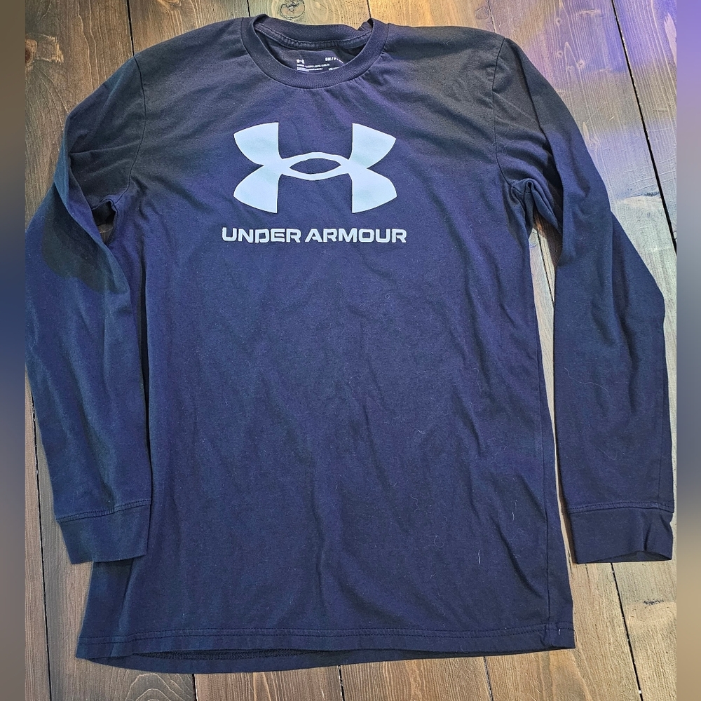 Under armour long sleeve shirt
